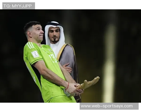 马丁内斯称梅罗为足球榜样六届世界杯是对他们的最佳回报 马丁内斯称梅罗为足球榜样六届世界杯是对他们的最佳回报