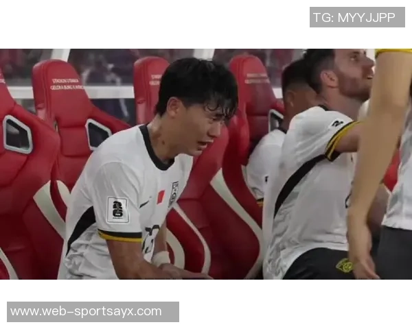 胡荷韬低射险些破门大迫敬介扑救失误几乎自摆乌龙 胡荷韬低射险些破门大迫敬介扑救失误几乎自摆乌龙